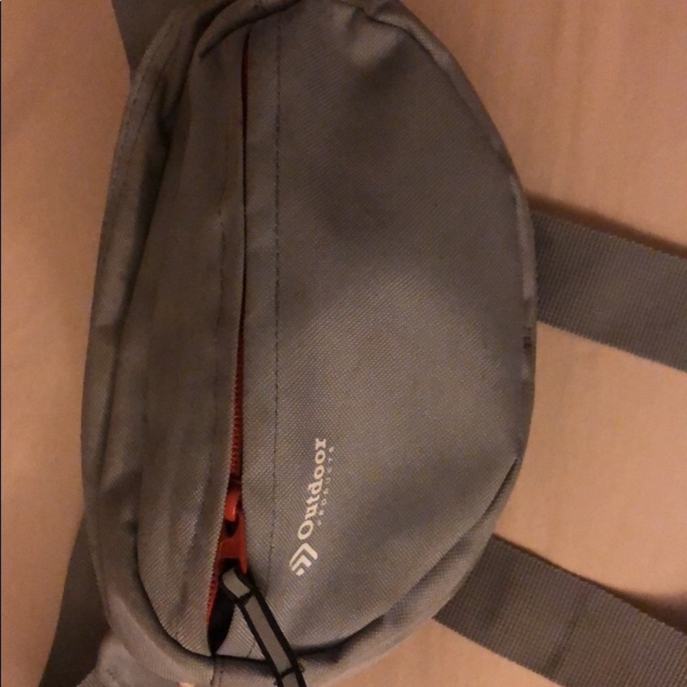 Fanny pack